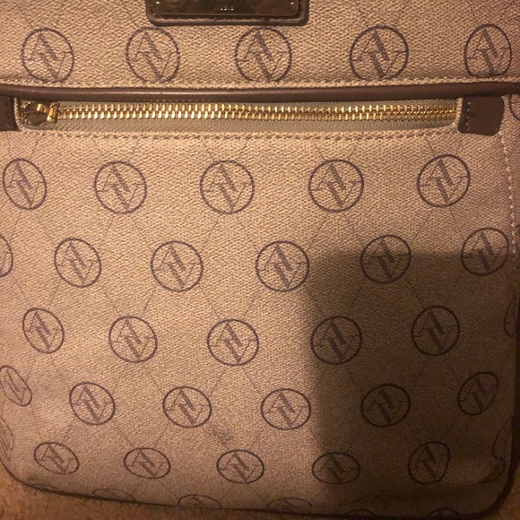 Back pack - Picture 5 of 5